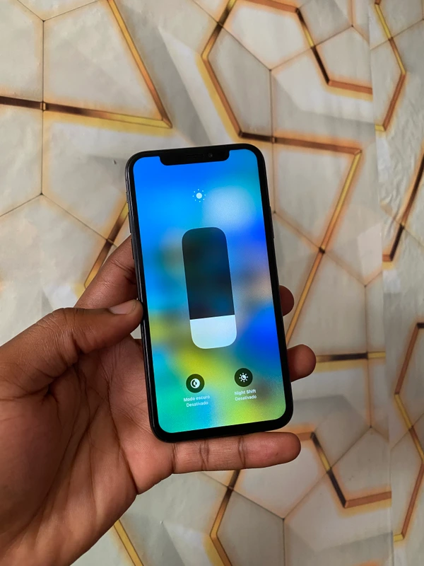 iPhone X