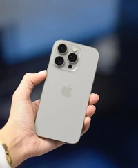 iPhone 16 Pro - Imagem 1