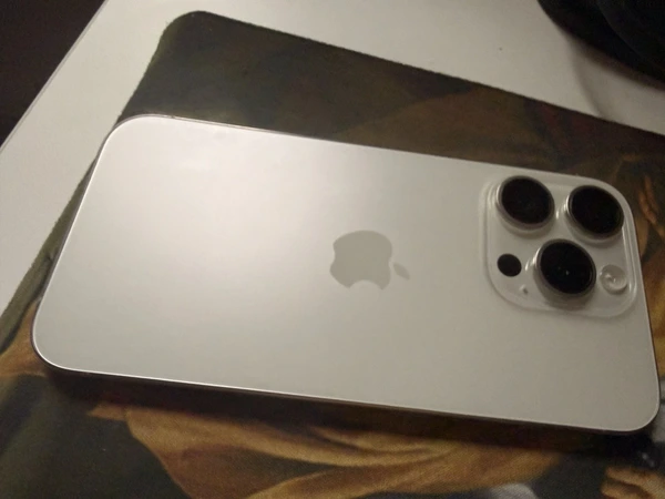 iPhone 15 Pro - Imagem 6