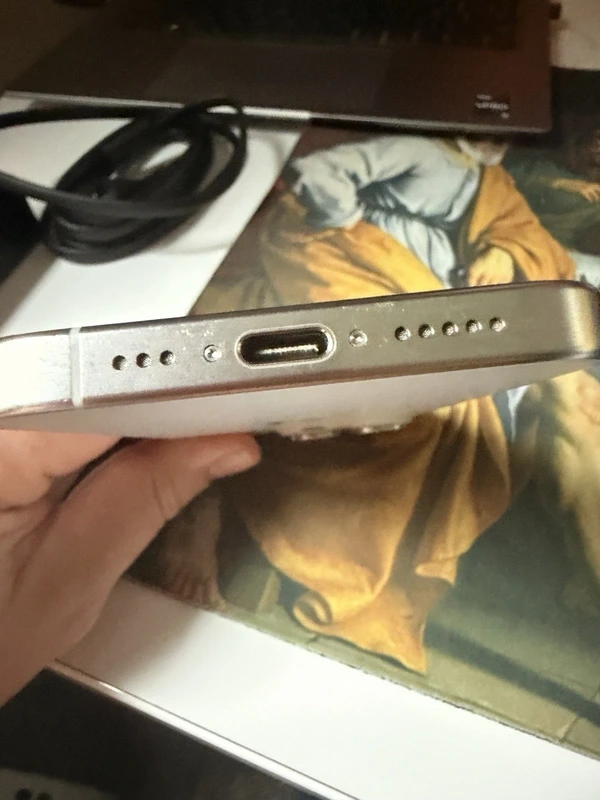 iPhone 15 Pro - Imagem 3